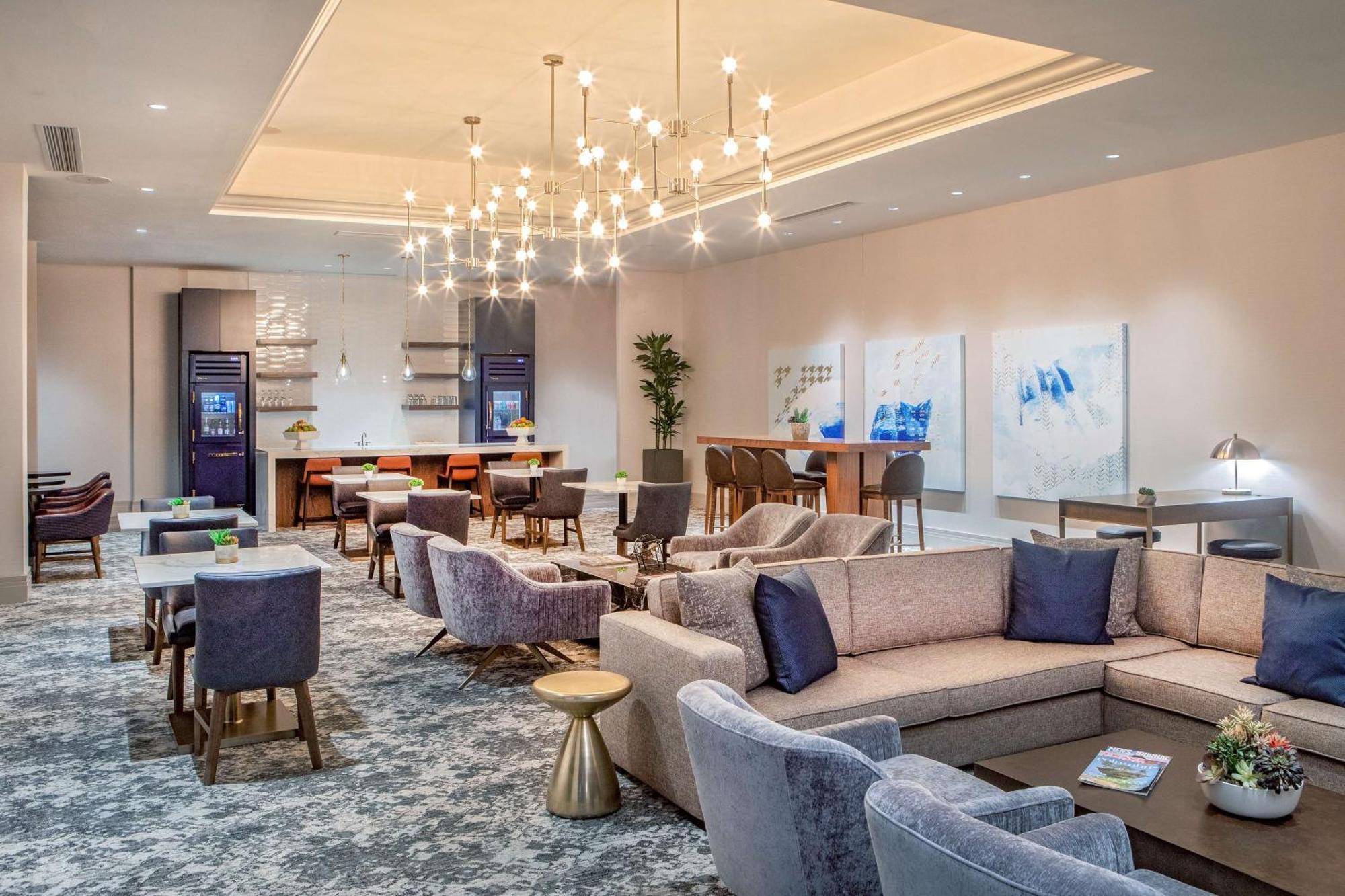 Hilton Columbus/Polaris Hotel Екстериор снимка
